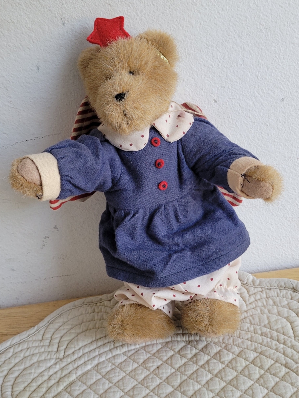 Boyds Bears Plush 10" Bear in Navy Outfit with Red Star Hat - Picture 5 of 8